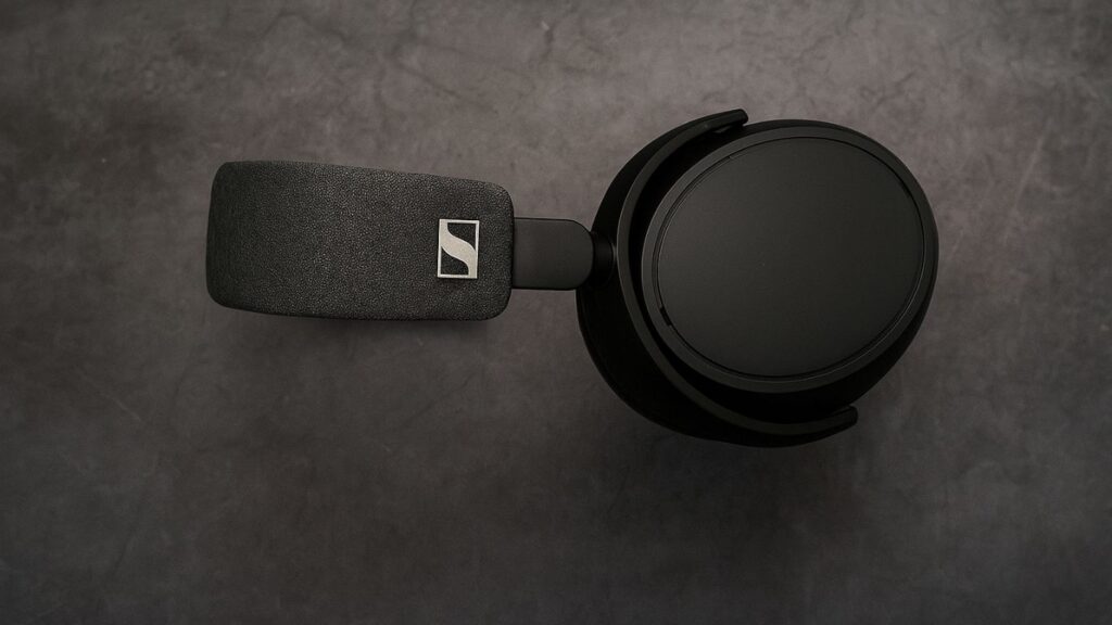 Sennheiser Momentum 4 Wireless In-post Image 4 Sennheiser Momentum 4 Wireless Review